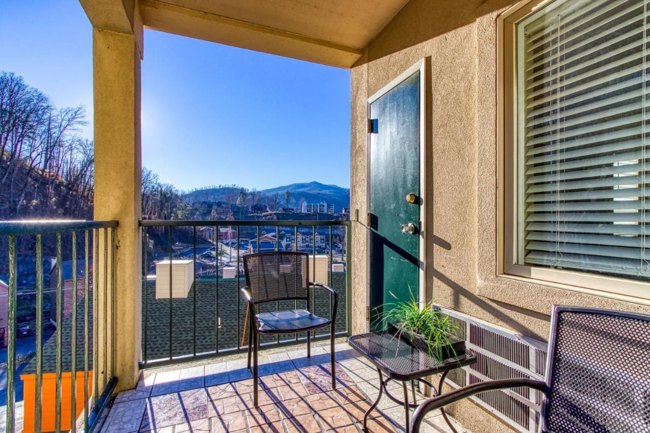 Gatlinburg Towers Condo Unit 501 - Great Location! Close To Town! Condo ภายนอก รูปภาพ