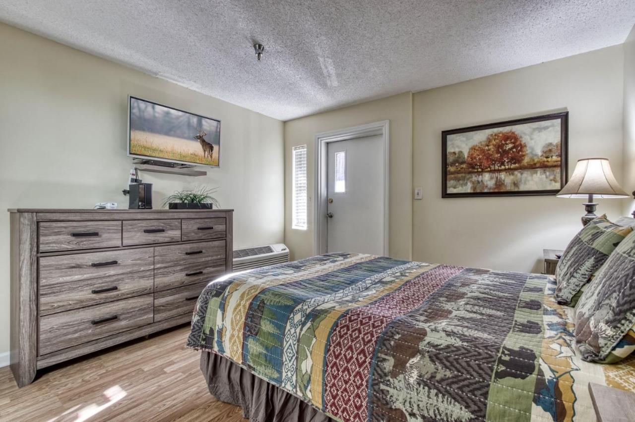 Gatlinburg Towers Condo Unit 501 - Great Location! Close To Town! Condo ภายนอก รูปภาพ